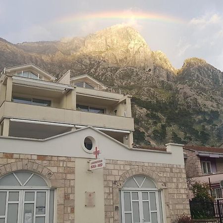 P&I Apartments Jadranska 74,Dobrota Kotor Dış mekan fotoğraf