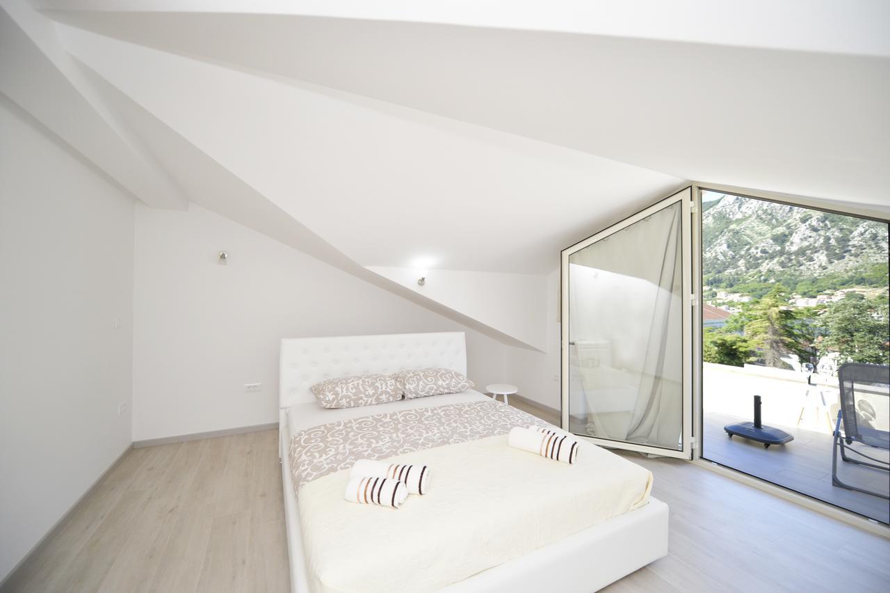 P&I Apartments Jadranska 74,Dobrota Kotor Dış mekan fotoğraf