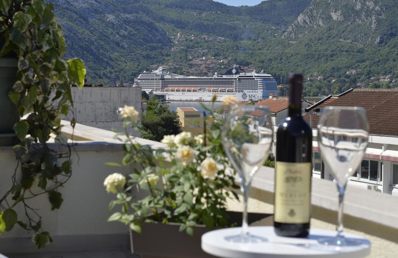 P&I Apartments Jadranska 74,Dobrota Kotor Dış mekan fotoğraf