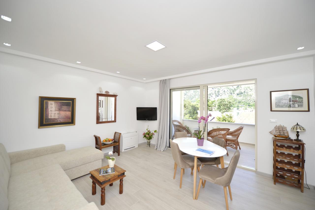 P&I Apartments Jadranska 74,Dobrota Kotor Dış mekan fotoğraf